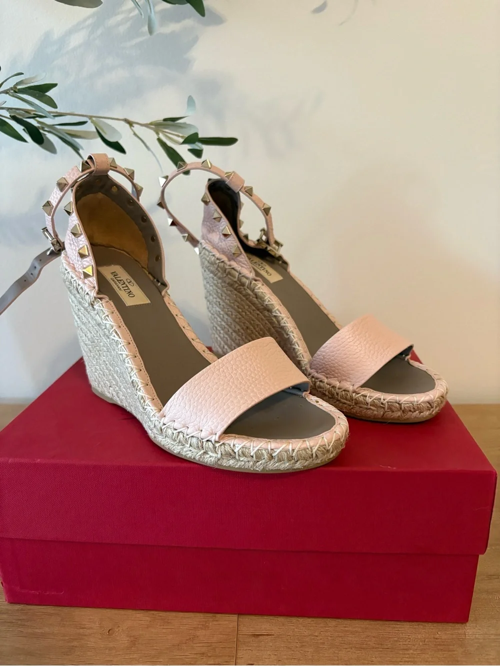 Valentino Blush Pink Rockstud Espadrille Wedge Sandals - Picture 4 of 7